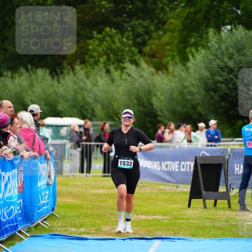 30.08.2026 - Elbe Triathlon Hamburg LAZAROV Photography http://msf.ph/oto/10065861 30.08.2026 12:16:06 Ziel 1465, 1532 meine-sportfotos.de