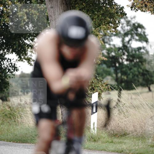 30.08.2026 - Elbe Triathlon Hamburg Michael Burmester http://msf.ph/oto/10065870 30.08.2026 09:02:26 Radfahren 180, 194, 195, 205 meine-sportfotos.de