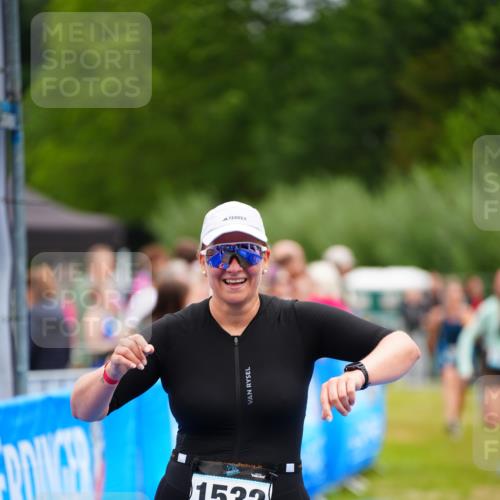 30.08.2026 - Elbe Triathlon Hamburg LAZAROV Photography http://msf.ph/oto/10065905 30.08.2026 12:16:10 Ziel 1465, 1532, 1702 meine-sportfotos.de