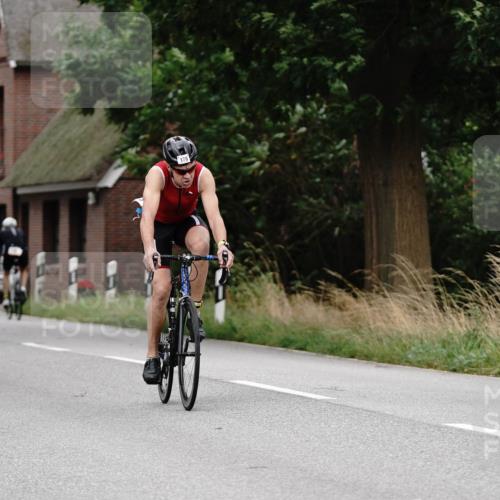 30.08.2026 - Elbe Triathlon Hamburg Michael Burmester http://msf.ph/oto/10065906 30.08.2026 14:56:34 Radfahren  meine-sportfotos.de