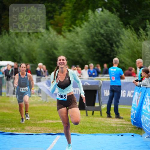 30.08.2026 - Elbe Triathlon Hamburg LAZAROV Photography http://msf.ph/oto/10065915 30.08.2026 12:16:12 Ziel 1465, 1532, 1702 meine-sportfotos.de