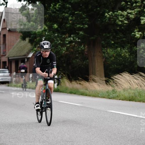 30.08.2026 - Elbe Triathlon Hamburg Michael Burmester http://msf.ph/oto/10065917 30.08.2026 14:57:00 Radfahren  meine-sportfotos.de