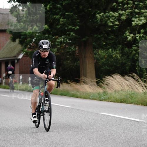 30.08.2026 - Elbe Triathlon Hamburg Michael Burmester http://msf.ph/oto/10065918 30.08.2026 14:57:01 Radfahren  meine-sportfotos.de