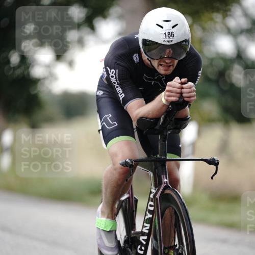 30.08.2026 - Elbe Triathlon Hamburg Michael Burmester http://msf.ph/oto/10065924 30.08.2026 09:03:03 Radfahren 186, 259 meine-sportfotos.de