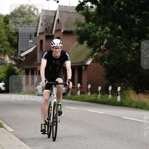 30.08.2026 - Elbe Triathlon Hamburg Michael Burmester http://msf.ph/oto/10065925 30.08.2026 14:57:17 Radfahren  meine-sportfotos.de