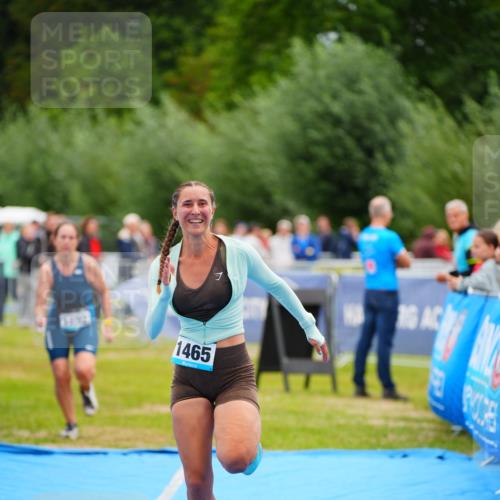 30.08.2026 - Elbe Triathlon Hamburg LAZAROV Photography http://msf.ph/oto/10065926 30.08.2026 12:16:12 Ziel 1465, 1532, 1702 meine-sportfotos.de