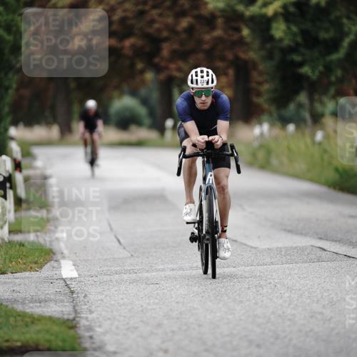 30.08.2026 - Elbe Triathlon Hamburg Michael Burmester http://msf.ph/oto/10065936 30.08.2026 09:03:20 Radfahren 231, 276 meine-sportfotos.de