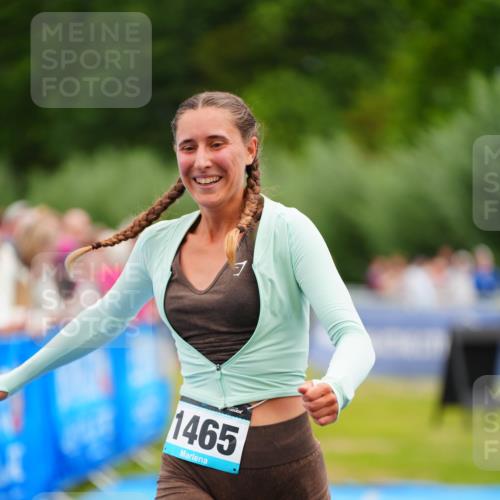30.08.2026 - Elbe Triathlon Hamburg LAZAROV Photography http://msf.ph/oto/10065948 30.08.2026 12:16:14 Ziel 1465, 1702 meine-sportfotos.de