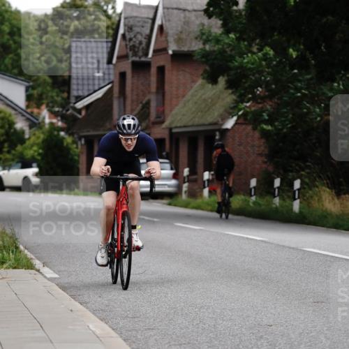 30.08.2026 - Elbe Triathlon Hamburg Michael Burmester http://msf.ph/oto/10065950 30.08.2026 14:57:55 Radfahren  meine-sportfotos.de
