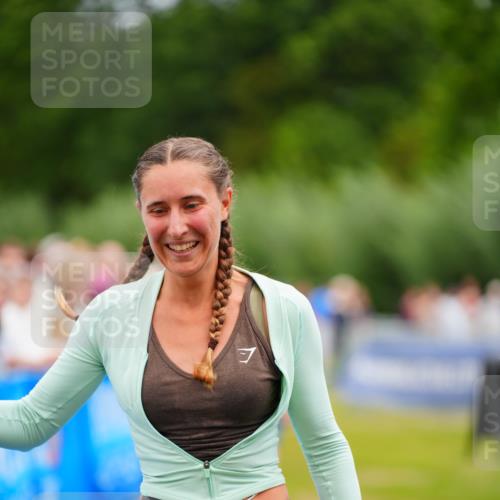 30.08.2026 - Elbe Triathlon Hamburg LAZAROV Photography http://msf.ph/oto/10065951 30.08.2026 12:16:14 Ziel 1465, 1702 meine-sportfotos.de