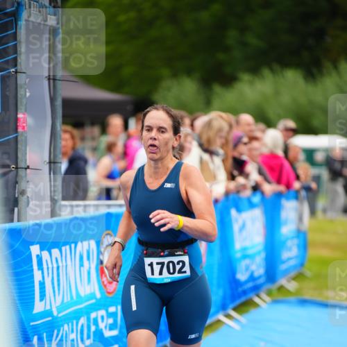 30.08.2026 - Elbe Triathlon Hamburg LAZAROV Photography http://msf.ph/oto/10065969 30.08.2026 12:16:16 Ziel 1465, 1702 meine-sportfotos.de