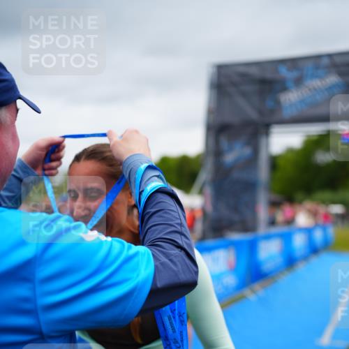 30.08.2026 - Elbe Triathlon Hamburg LAZAROV Photography http://msf.ph/oto/10065975 30.08.2026 12:16:19 Ziel 1702 meine-sportfotos.de