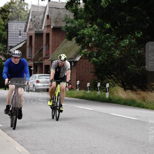 30.08.2026 - Elbe Triathlon Hamburg Michael Burmester http://msf.ph/oto/10065977 30.08.2026 14:58:36 Radfahren 136 meine-sportfotos.de