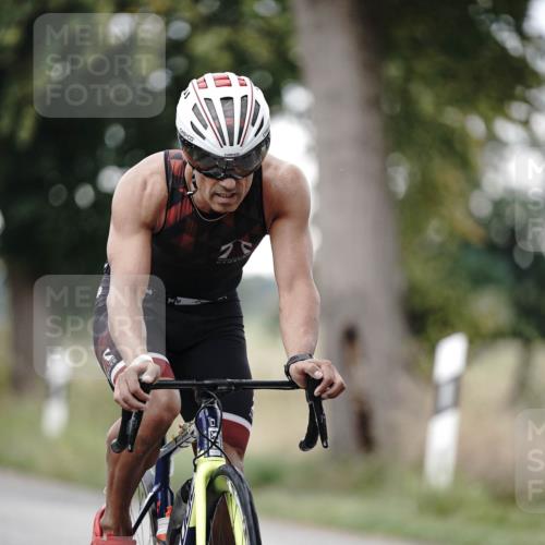 30.08.2026 - Elbe Triathlon Hamburg Michael Burmester http://msf.ph/oto/10065997 30.08.2026 09:04:23 Radfahren 228, 247 meine-sportfotos.de
