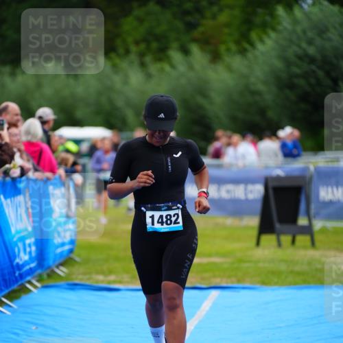 30.08.2026 - Elbe Triathlon Hamburg LAZAROV Photography http://msf.ph/oto/10066059 30.08.2026 12:16:53 Ziel 1482, 1647 meine-sportfotos.de