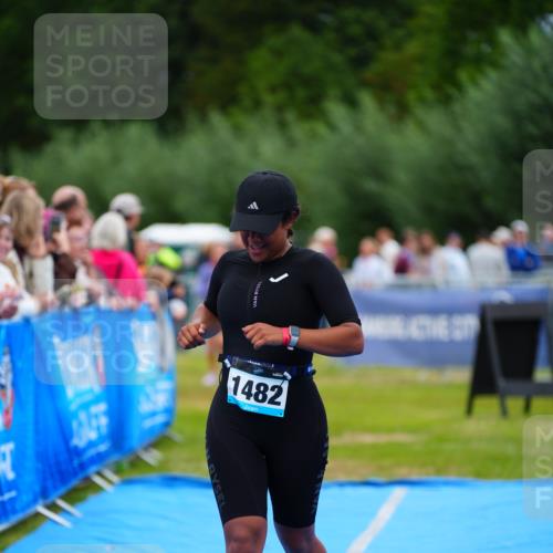 30.08.2026 - Elbe Triathlon Hamburg LAZAROV Photography http://msf.ph/oto/10066066 30.08.2026 12:16:53 Ziel 1482, 1647 meine-sportfotos.de