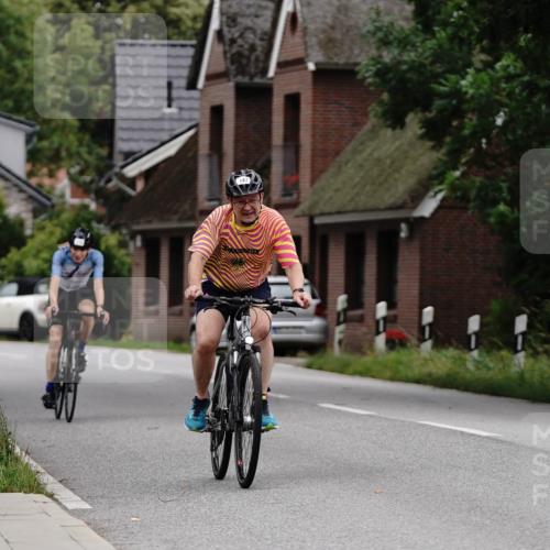 30.08.2026 - Elbe Triathlon Hamburg Michael Burmester http://msf.ph/oto/10066083 30.08.2026 15:01:02 Radfahren  meine-sportfotos.de