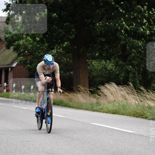 30.08.2026 - Elbe Triathlon Hamburg Michael Burmester http://msf.ph/oto/10066108 30.08.2026 15:01:29 Radfahren  meine-sportfotos.de