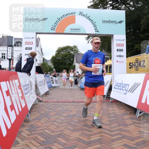 30.08.2026 - Blankeneser Heldenlauf Lena Gebhardt http://msf.ph/oto/10066109 30.08.2026 12:55:44 Ziel 4047, 4233, 4481 meine-sportfotos.de