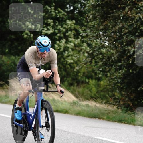 30.08.2026 - Elbe Triathlon Hamburg Michael Burmester http://msf.ph/oto/10066124 30.08.2026 15:01:30 Radfahren  meine-sportfotos.de