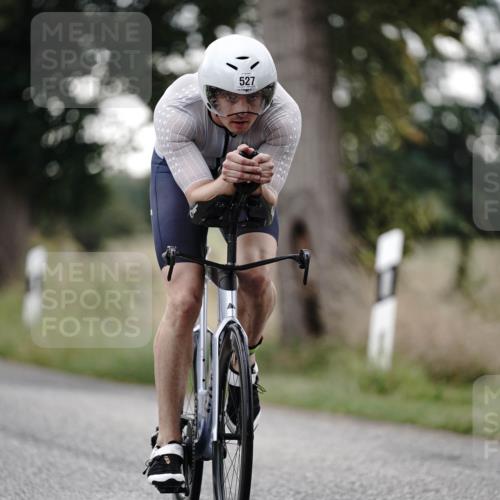 30.08.2026 - Elbe Triathlon Hamburg Michael Burmester http://msf.ph/oto/10066129 30.08.2026 09:06:07 Radfahren 197, 213, 272, 527 meine-sportfotos.de