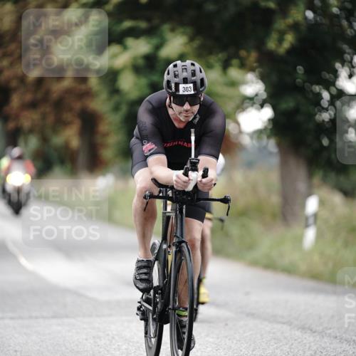30.08.2026 - Elbe Triathlon Hamburg Michael Burmester http://msf.ph/oto/10066139 30.08.2026 09:06:12 Radfahren 197, 272, 412 meine-sportfotos.de