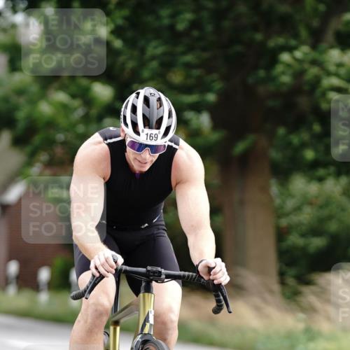 30.08.2026 - Elbe Triathlon Hamburg Michael Burmester http://msf.ph/oto/10066184 30.08.2026 15:03:37 Radfahren  meine-sportfotos.de
