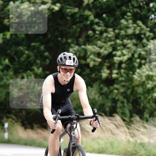 30.08.2026 - Elbe Triathlon Hamburg Michael Burmester http://msf.ph/oto/10066212 30.08.2026 15:04:54 Radfahren  meine-sportfotos.de