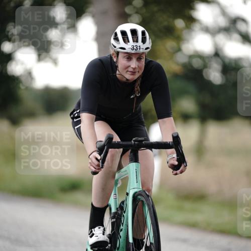 30.08.2026 - Elbe Triathlon Hamburg Michael Burmester http://msf.ph/oto/10066263 30.08.2026 09:08:33 Radfahren 331, 496 meine-sportfotos.de