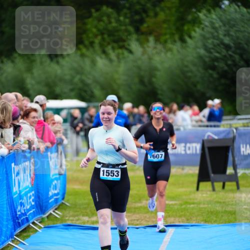 30.08.2026 - Elbe Triathlon Hamburg LAZAROV Photography http://msf.ph/oto/10066264 30.08.2026 12:17:50 Ziel 1351, 1553, 1607 meine-sportfotos.de
