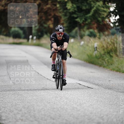 30.08.2026 - Elbe Triathlon Hamburg Michael Burmester http://msf.ph/oto/10066267 30.08.2026 09:08:37 Radfahren 496 meine-sportfotos.de