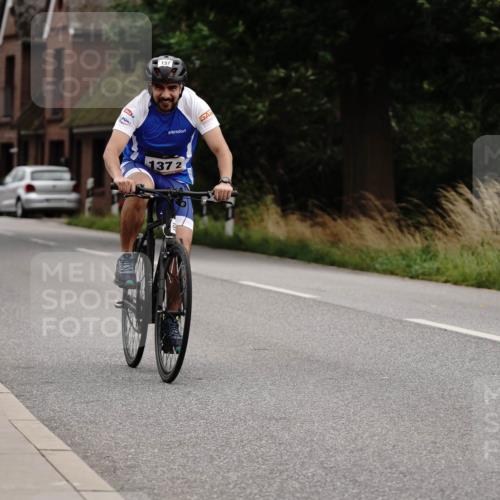30.08.2026 - Elbe Triathlon Hamburg Michael Burmester http://msf.ph/oto/10066295 30.08.2026 15:08:15 Radfahren  meine-sportfotos.de