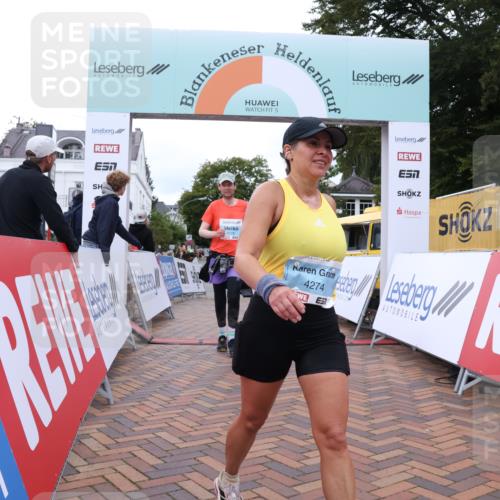 30.08.2026 - Blankeneser Heldenlauf Lena Gebhardt http://msf.ph/oto/10066311 30.08.2026 12:56:02 Ziel 4118, 4274, 4437, 4438 meine-sportfotos.de