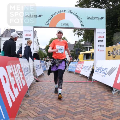 30.08.2026 - Blankeneser Heldenlauf Lena Gebhardt http://msf.ph/oto/10066325 30.08.2026 12:56:03 Ziel 4118, 4274, 4437, 4438 meine-sportfotos.de