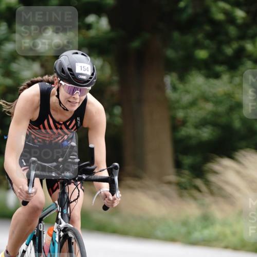 30.08.2026 - Elbe Triathlon Hamburg Michael Burmester http://msf.ph/oto/10066328 30.08.2026 15:12:52 Radfahren  meine-sportfotos.de