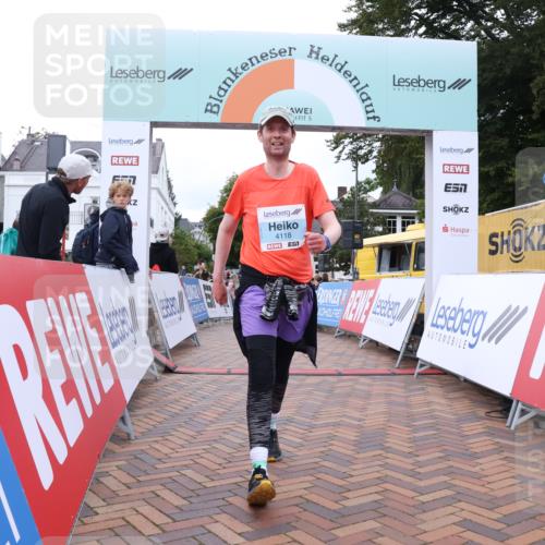 30.08.2026 - Blankeneser Heldenlauf Lena Gebhardt http://msf.ph/oto/10066334 30.08.2026 12:56:03 Ziel 4118, 4274, 4437, 4438 meine-sportfotos.de