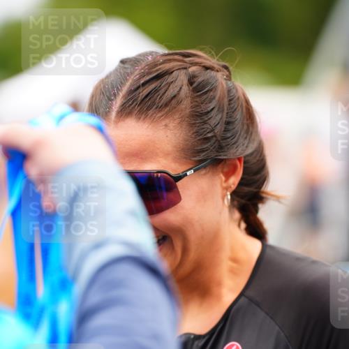 30.08.2026 - Elbe Triathlon Hamburg LAZAROV Photography http://msf.ph/oto/10066339 30.08.2026 12:17:58 Ziel 1351 meine-sportfotos.de