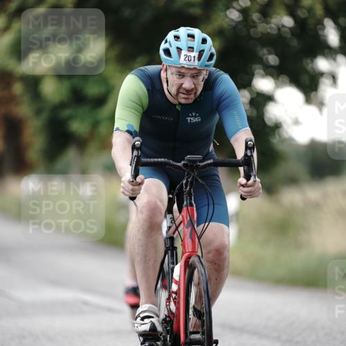 30.08.2026 - Elbe Triathlon Hamburg Michael Burmester http://msf.ph/oto/10066366 30.08.2026 09:09:35 Radfahren 201, 219, 264, 269, 466 meine-sportfotos.de