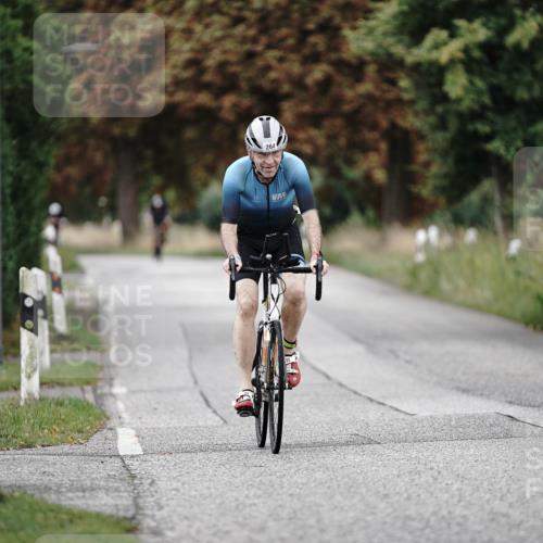 30.08.2026 - Elbe Triathlon Hamburg Michael Burmester http://msf.ph/oto/10066370 30.08.2026 09:09:41 Radfahren 264 meine-sportfotos.de