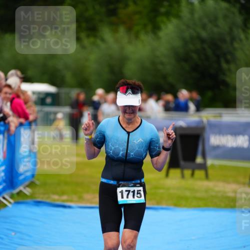 30.08.2026 - Elbe Triathlon Hamburg LAZAROV Photography http://msf.ph/oto/10066371 30.08.2026 12:18:15 Ziel 1521, 1715 meine-sportfotos.de