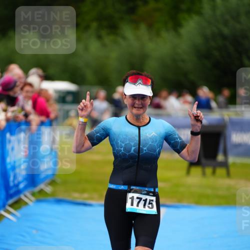 30.08.2026 - Elbe Triathlon Hamburg LAZAROV Photography http://msf.ph/oto/10066382 30.08.2026 12:18:16 Ziel 1521, 1715 meine-sportfotos.de