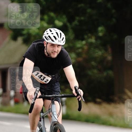 30.08.2026 - Elbe Triathlon Hamburg Michael Burmester http://msf.ph/oto/10066421 30.08.2026 15:17:53 Radfahren  meine-sportfotos.de