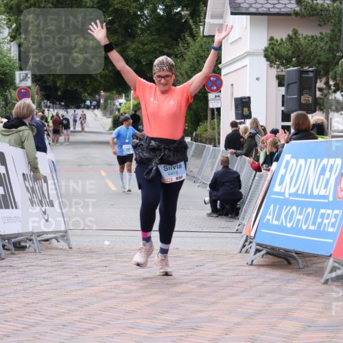 30.08.2026 - Blankeneser Heldenlauf Lena Gebhardt http://msf.ph/oto/10066441 30.08.2026 12:56:53 Ziel 4415 meine-sportfotos.de