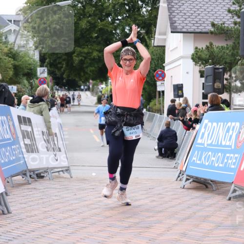 30.08.2026 - Blankeneser Heldenlauf Lena Gebhardt http://msf.ph/oto/10066451 30.08.2026 12:56:53 Ziel 4415 meine-sportfotos.de