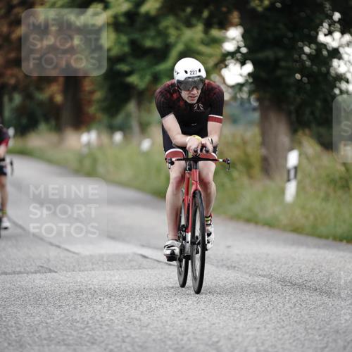 30.08.2026 - Elbe Triathlon Hamburg Michael Burmester http://msf.ph/oto/10066465 30.08.2026 09:10:26 Radfahren 227, 294, 326, 390, 417 meine-sportfotos.de
