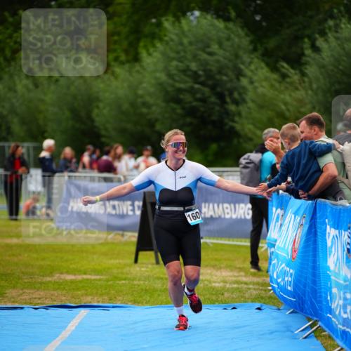 30.08.2026 - Elbe Triathlon Hamburg LAZAROV Photography http://msf.ph/oto/10066472 30.08.2026 12:18:41 Ziel 1530, 1601 meine-sportfotos.de