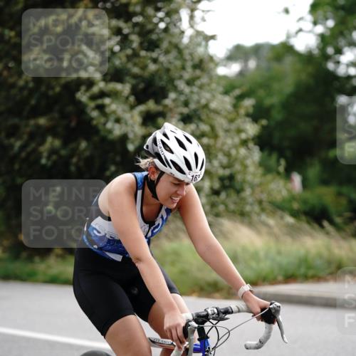 30.08.2026 - Elbe Triathlon Hamburg Michael Burmester http://msf.ph/oto/10066474 30.08.2026 15:22:00 Radfahren  meine-sportfotos.de