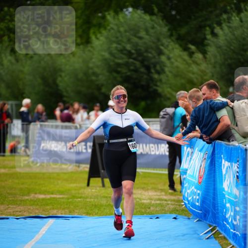 30.08.2026 - Elbe Triathlon Hamburg LAZAROV Photography http://msf.ph/oto/10066475 30.08.2026 12:18:41 Ziel 1530, 1601 meine-sportfotos.de