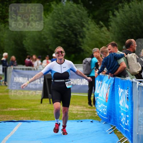 30.08.2026 - Elbe Triathlon Hamburg LAZAROV Photography http://msf.ph/oto/10066480 30.08.2026 12:18:41 Ziel 1530, 1601 meine-sportfotos.de