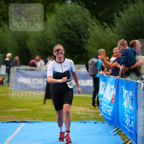 30.08.2026 - Elbe Triathlon Hamburg LAZAROV Photography http://msf.ph/oto/10066486 30.08.2026 12:18:42 Ziel 1530, 1601 meine-sportfotos.de